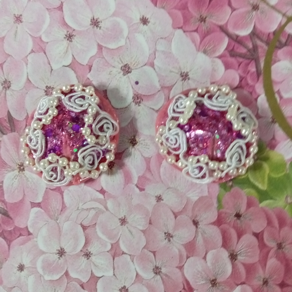 Exotic nipple pasties